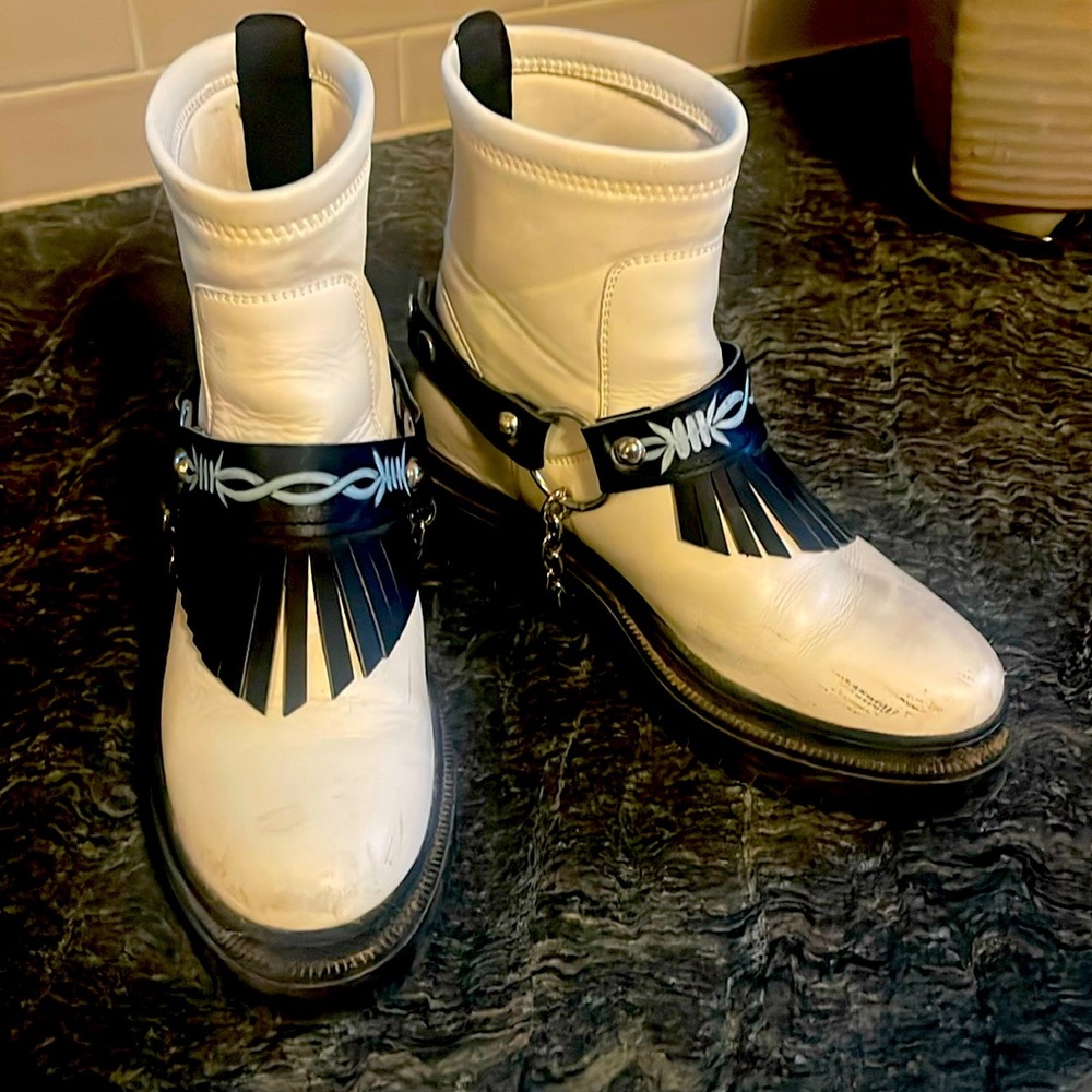 Vintage white Harley Davidson boots